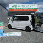ホンダ　N－BOX　Custom 4WD　スロープ仕様車